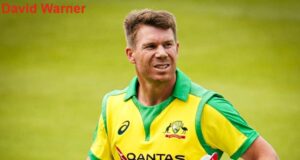 Australia vs Sri Lanka – David Warner extended a helping hand to the ground staff during the rain in the match. David warner